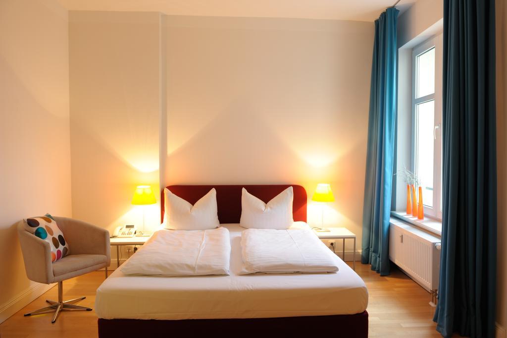 Schlaflounge Hotell Hamburg Eksteriør bilde